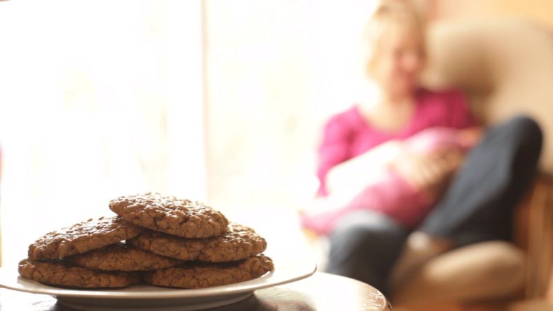 when to start eating lactation cookies